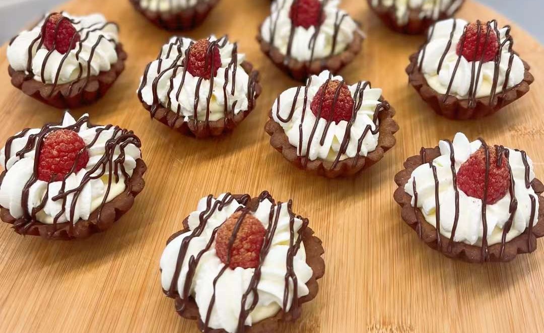 80后Cindy从美国到加拿大：放弃体制内工作，大龄毅然出国深造