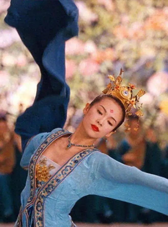 女明星老态素颜高清镜头,荧幕上看起来瘦的女明星