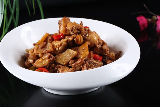 重庆美食推荐必吃小吃街,重庆十大特色美食豆花饭