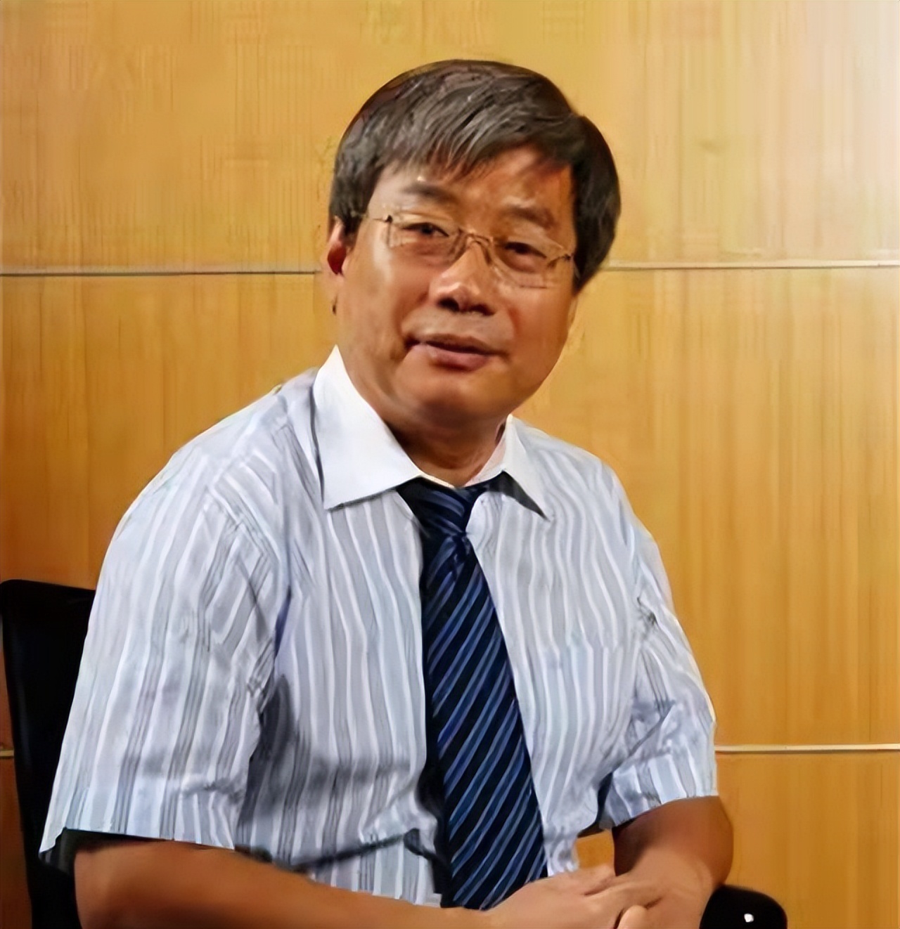 鉴宝专家17万骗走农民传家宝,鉴宝专家骗8000万后来怎么样