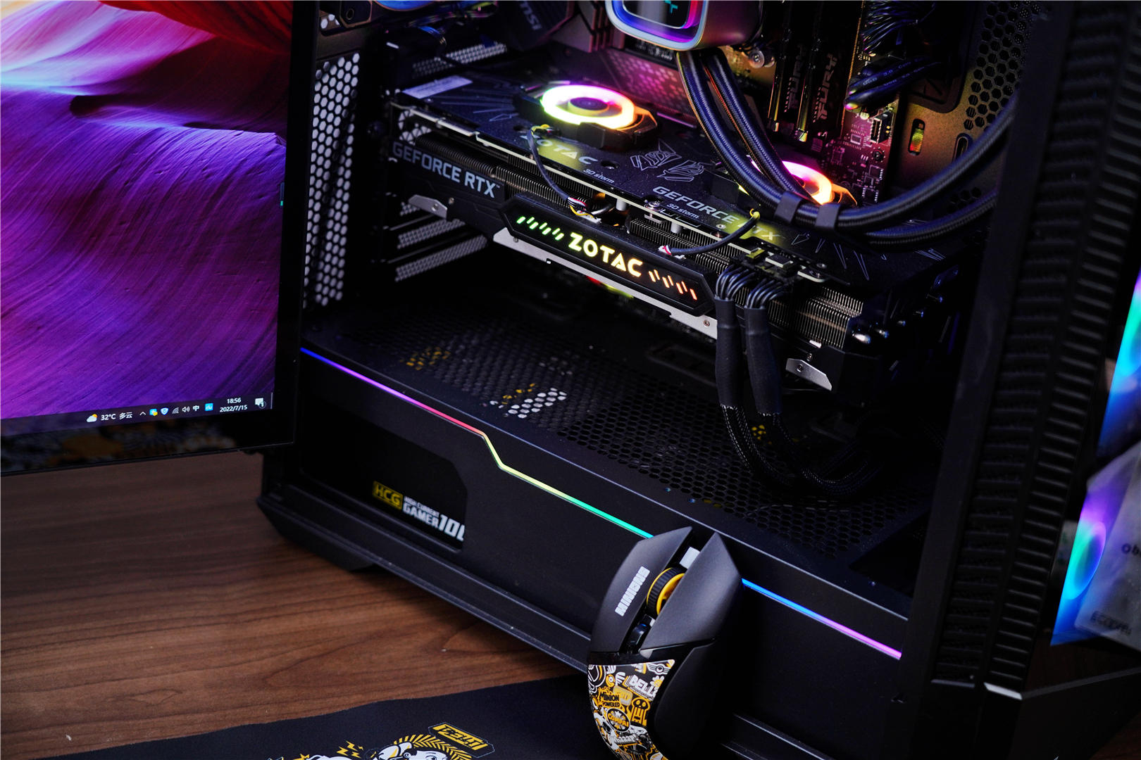 雷蛇黑寡妇小黄人联名,雷蛇小黄人什么时候发布的