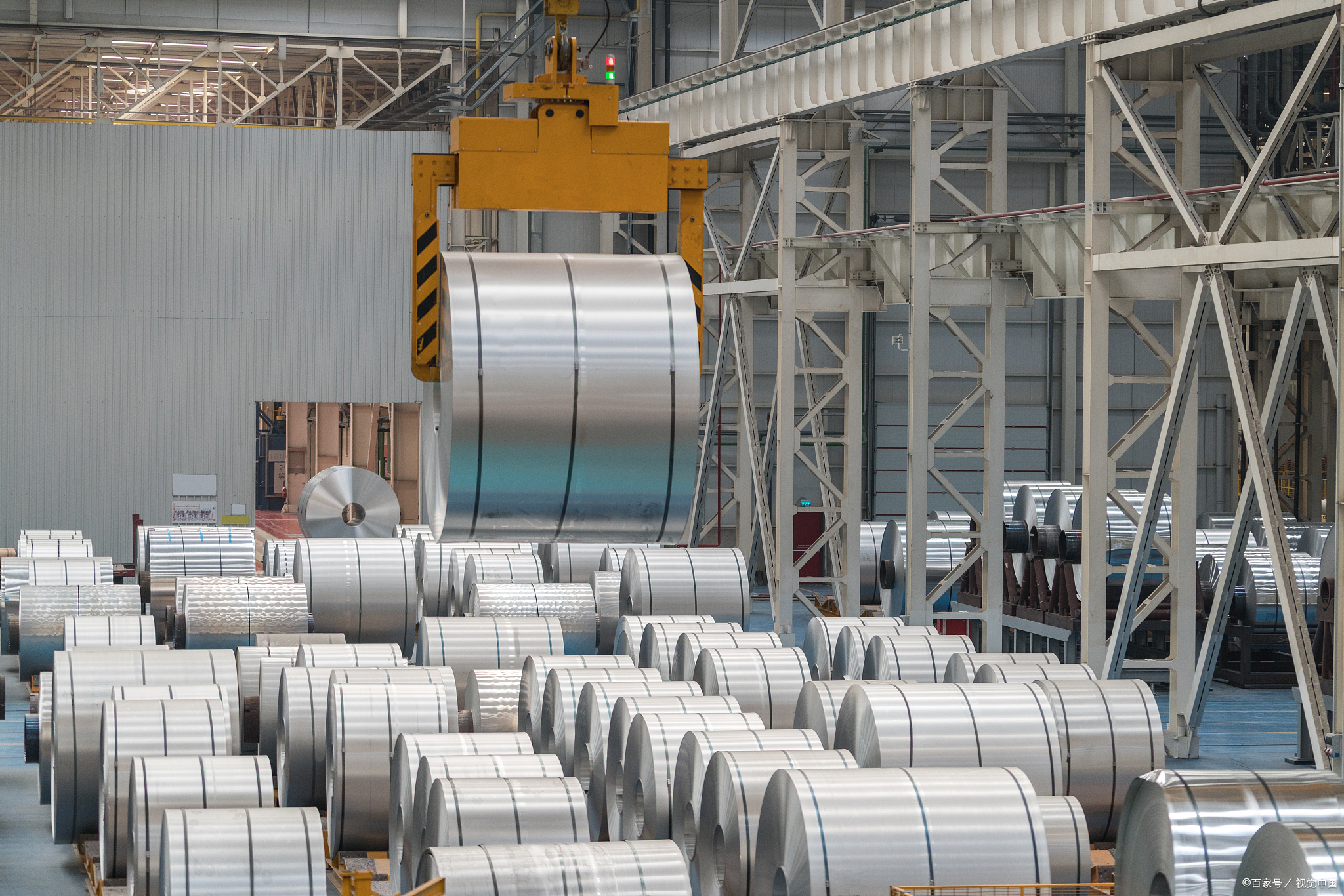 美国对俄罗斯铝关税,美国将向加拿大加征10%铝关税