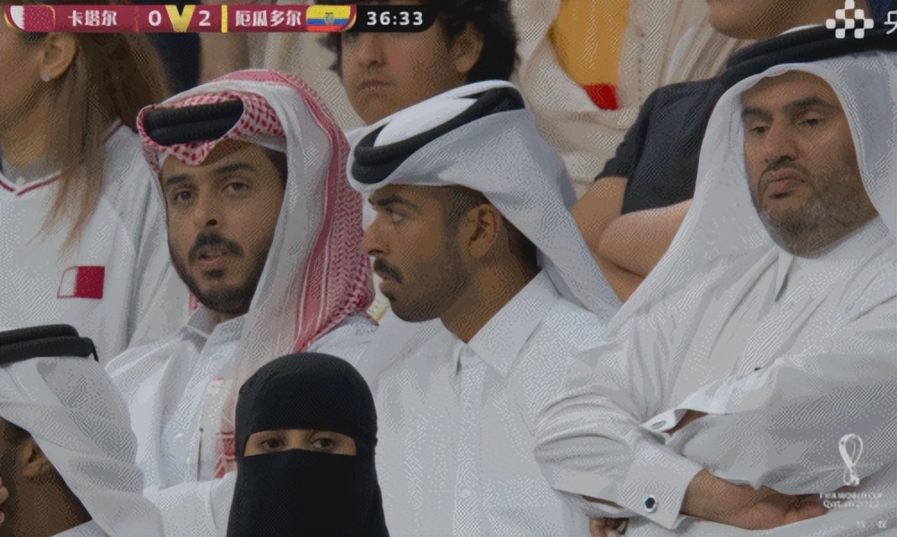 抱歉，该上热搜的是她，不是男足