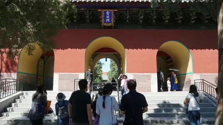 曲阜三孔纪行（作者：刘长玉）