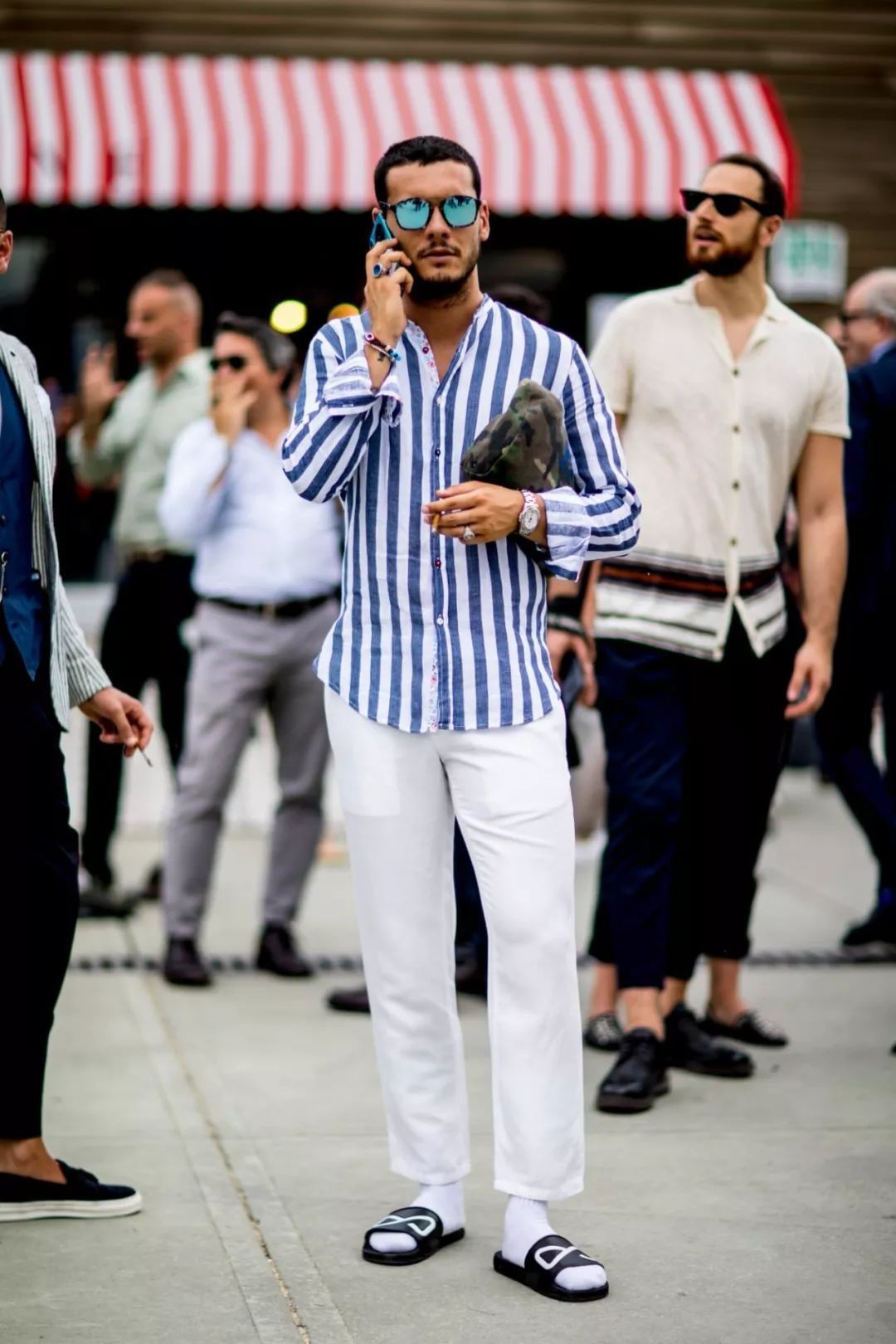 男士衬衫夏季款怎么选,今年最流行的五款男士衬衫