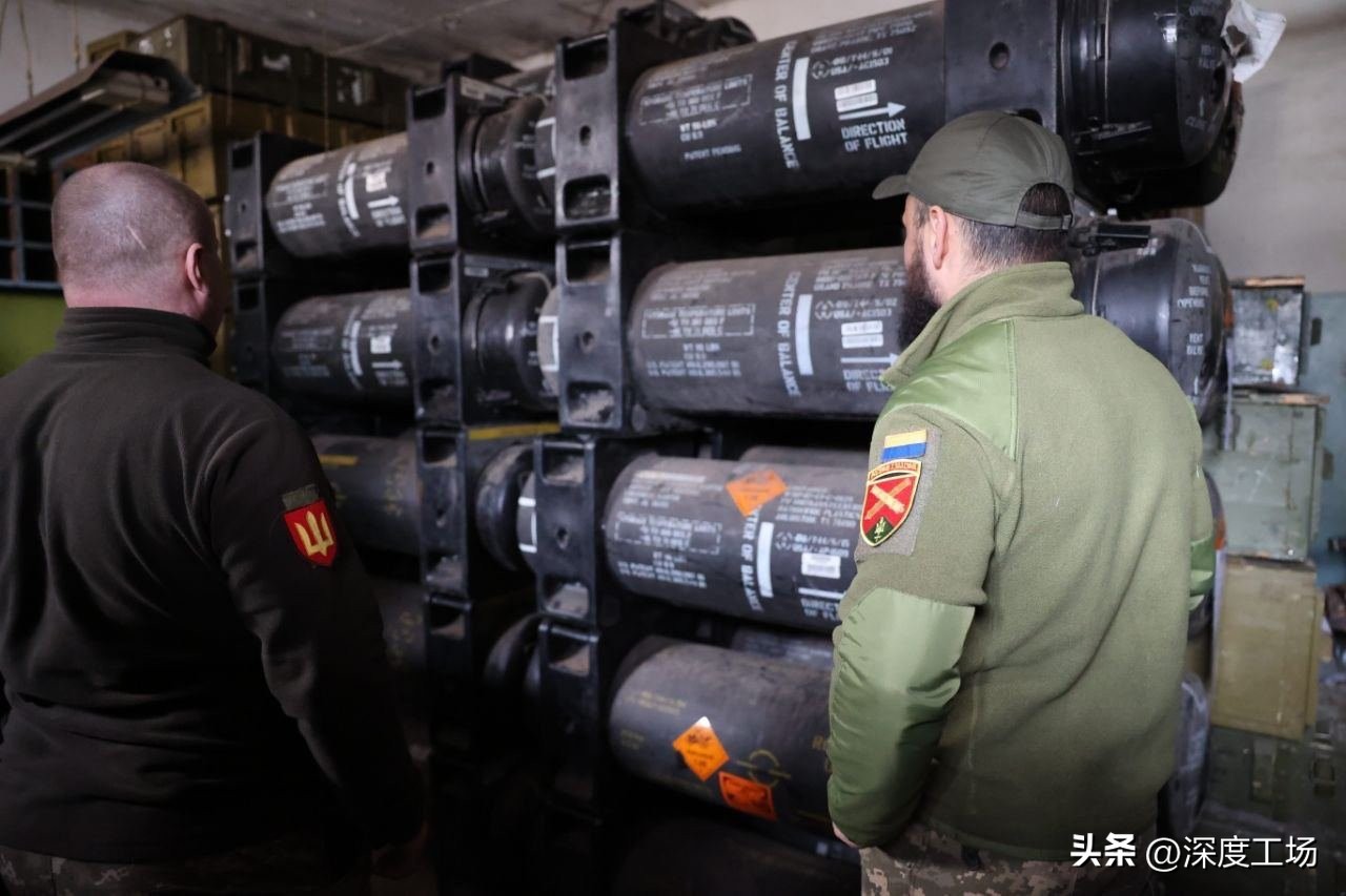 乌军第二轮反攻无法突破俄军防线,乌军集中100多辆坦克猛攻俄军