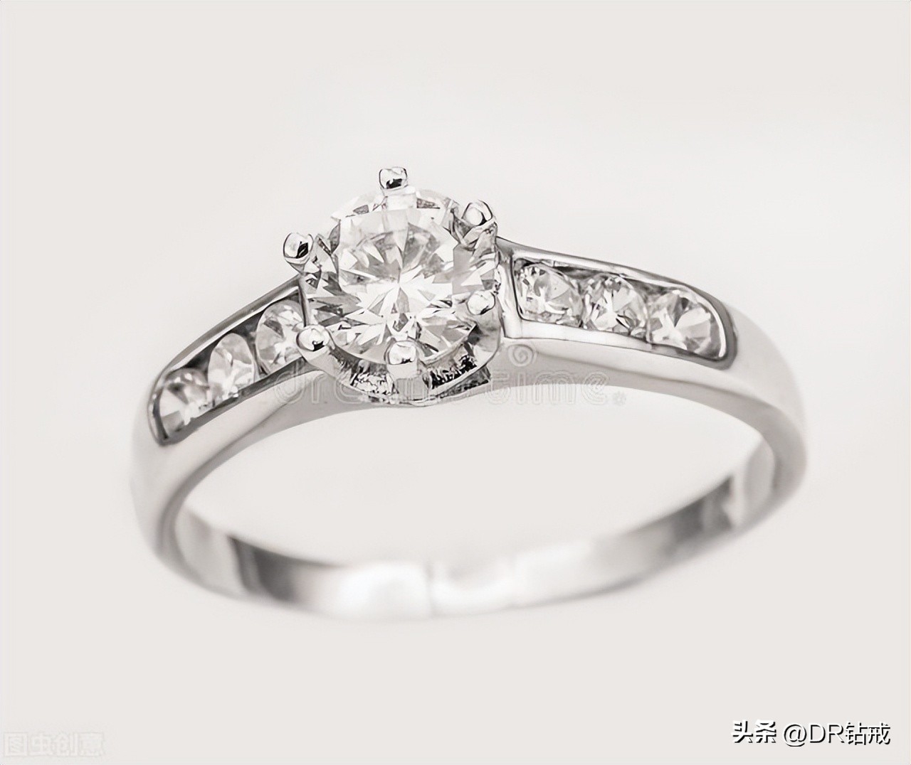 新人的结婚钻戒怎么选购才算完美,钻戒款式选择结婚必备攻略