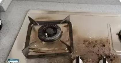 网上燃气灶和实体店质量有区别吗,燃气灶实体店和网上的质量一样吗