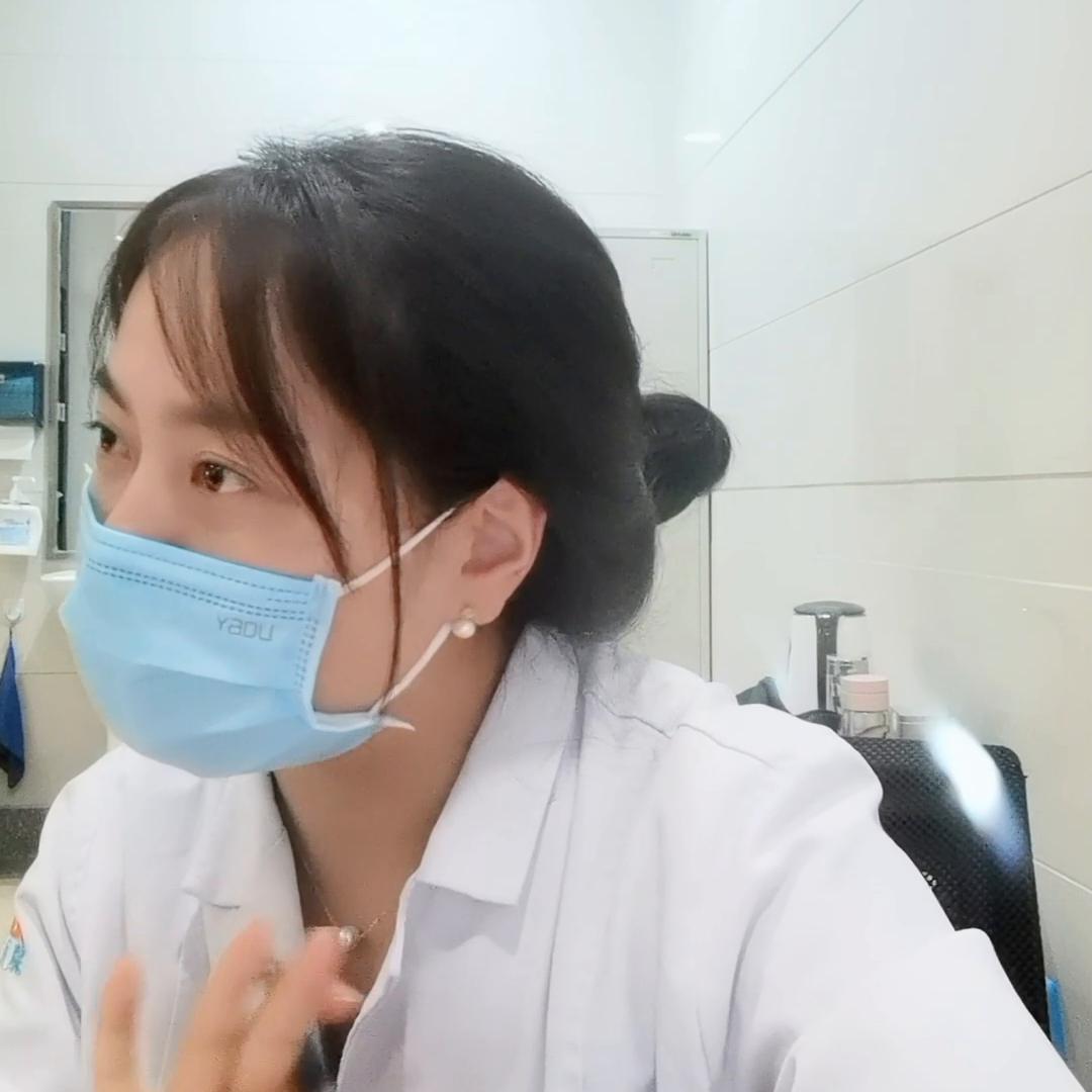 躺着腿不肿站起来腿就肿怎么回事,腿白天肿一夜就消肿了是怎么回事