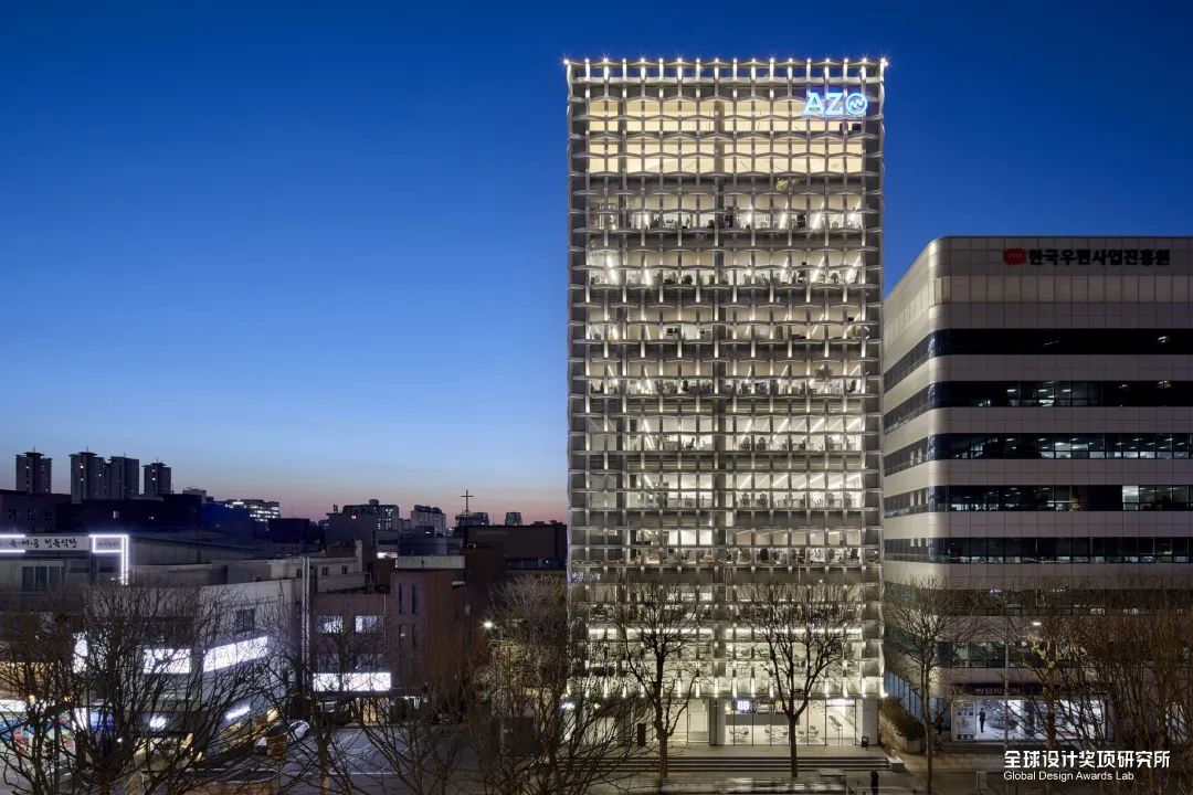 第57届美国金像奖,第49届美国金球奖电影