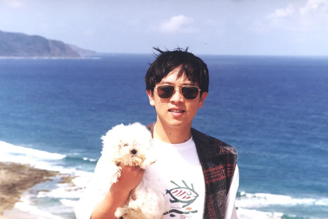 5位退出歌坛的明星,巅峰时期突然去世的九位歌手盘点