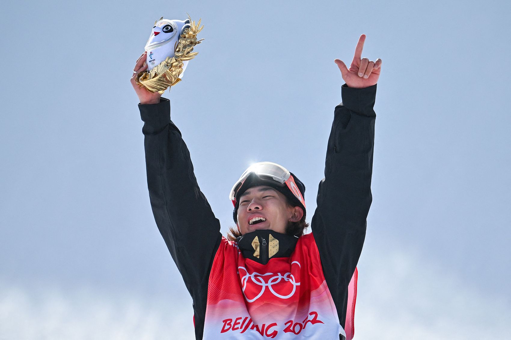 谷爱凌苏翊鸣夺冠掀起滑雪产业热,谷爱凌苏翊鸣同框对口型搞笑视频