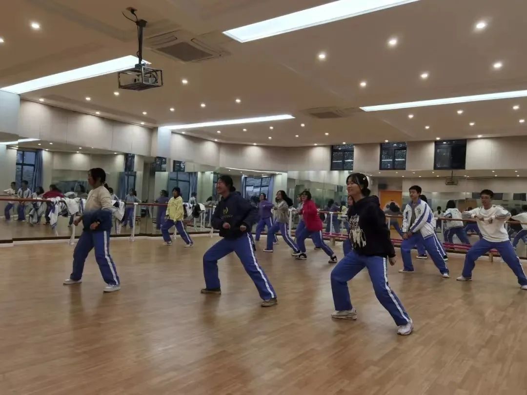 成都市金牛区成都七中八一学校,成都金牛区七中八一高中