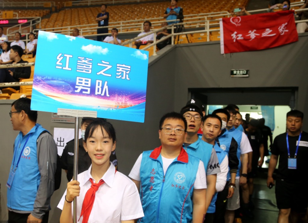 2019年全国职工沙地拔河比赛,拔河比赛凝聚同心齐力