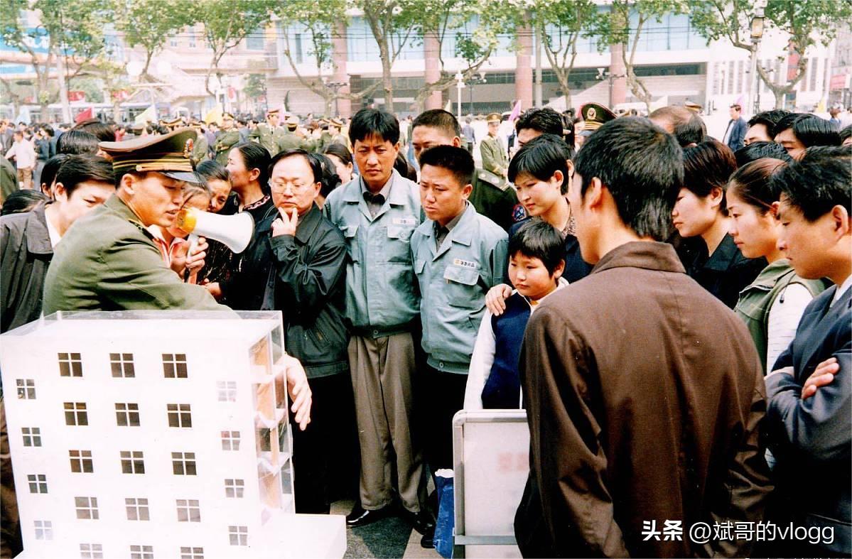 40年来，专家的措辞和实践中的反思：创业投资与计划生育的教训