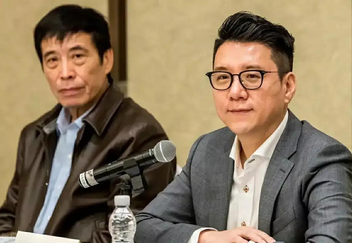 跟踪爆料李铁案、自诩“推动中国足球反腐”记者被禁言，原因有二