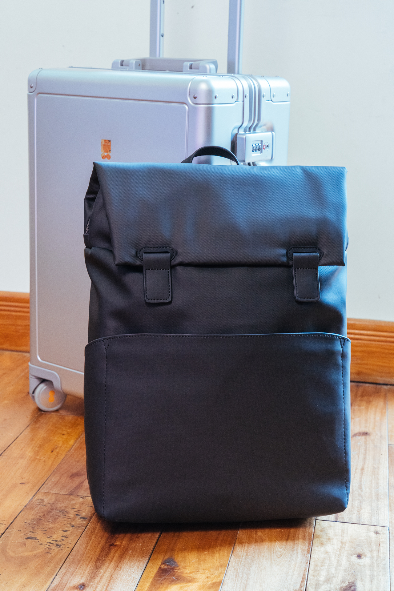 种草的翻包文化，好物实用至上：我的通勤实用主义EDC都有些啥？