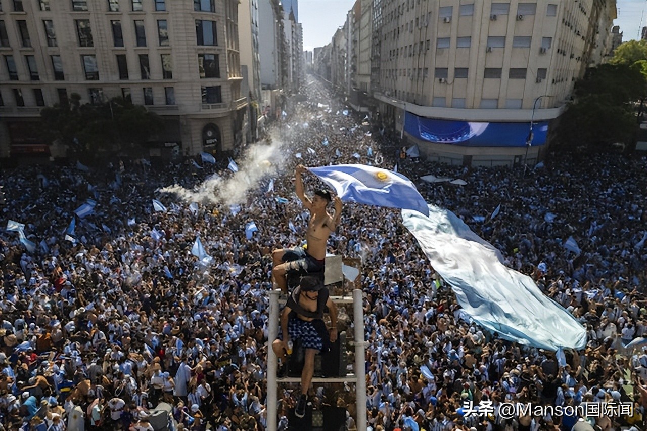 卡塔尔世界杯绿茵信仰,卡塔尔世界杯阿根廷球迷心路历程
