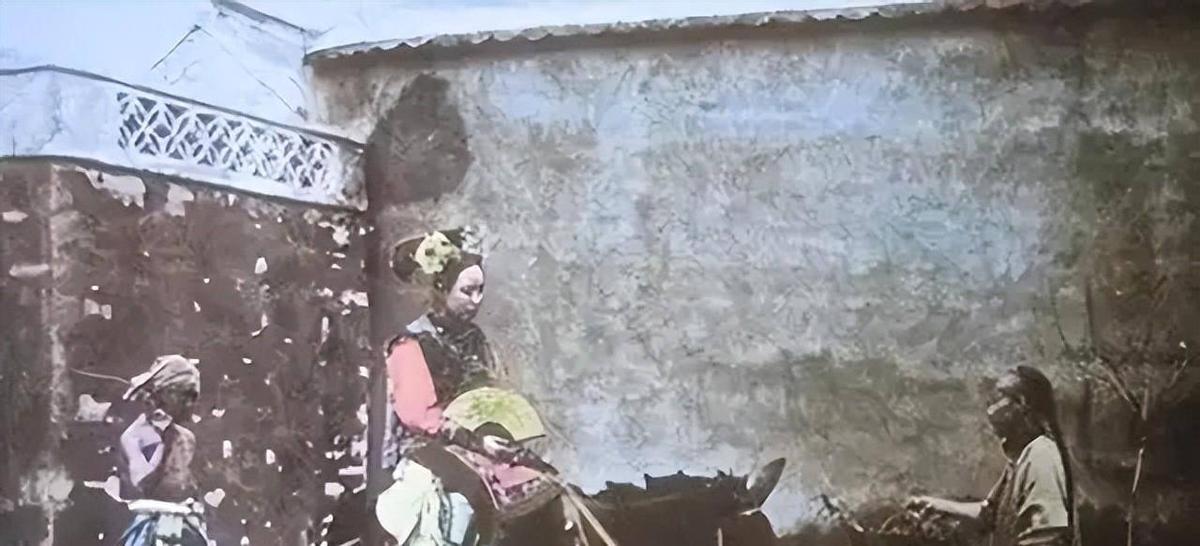 绾崇补寰峰浗灞犳潃鐘瑰お濂充汉,绾崇补灞犳潃鐘瑰お濡囧コ绾疄