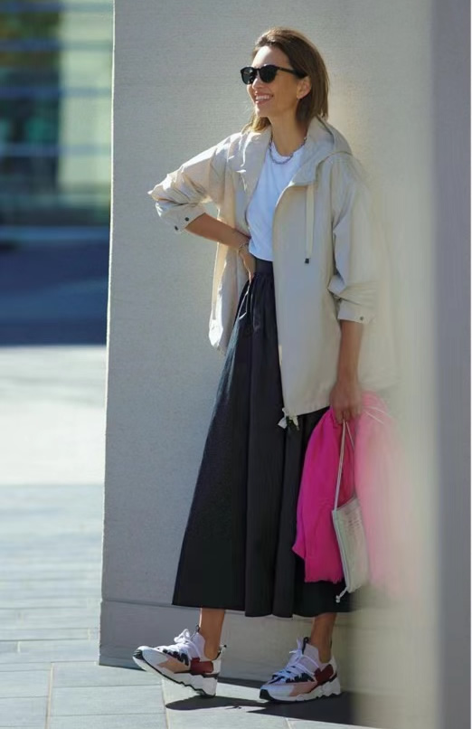 直筒裙和伞裙哪个有气质,伞裙连衣裙蓬蓬裙