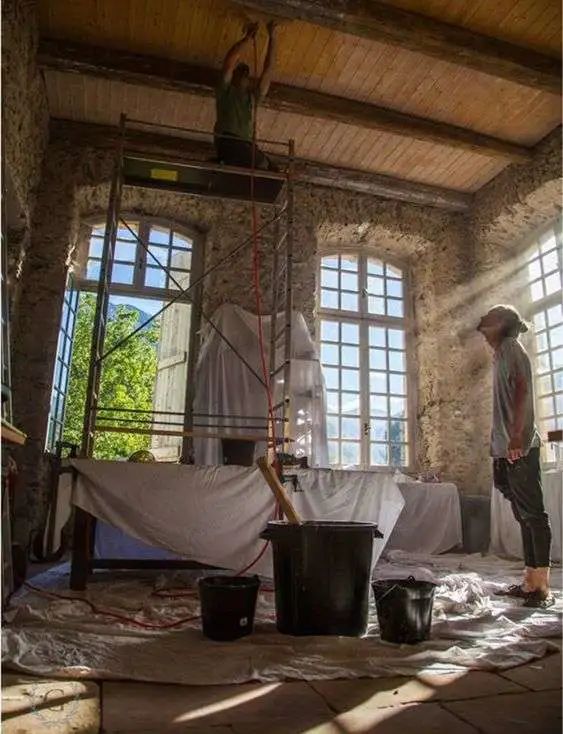 澳洲夫妇被坑230万买下烂屋！神级改造后惊艳网友：想去打卡