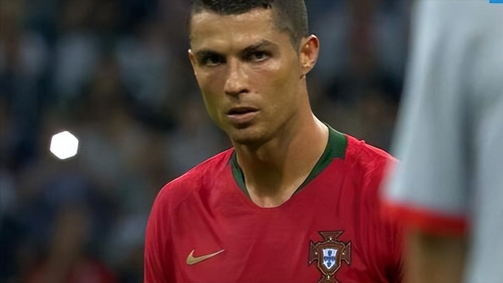 逆境英雄c罗完整视频,逆境之王c罗押韵