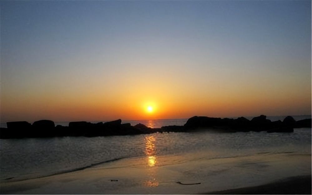 身上痣颜色很多种凸起怎么回事,黑痣长毛是好痣还是坏痣