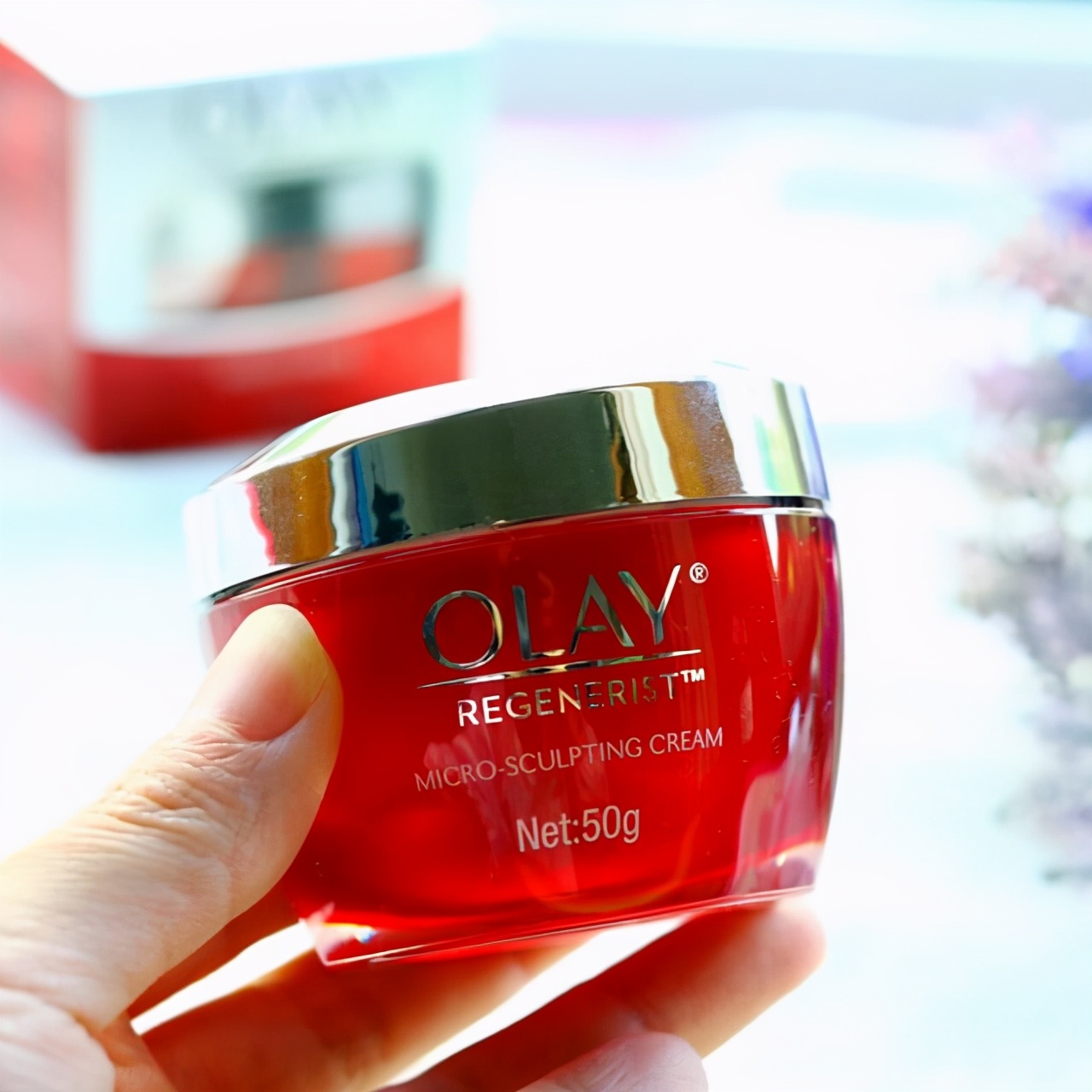 任何肤质都适合的保湿面霜,适合油性皮肤的抗初老面霜测评