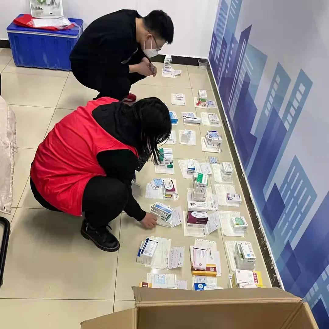 万众一心众志成城战必胜,众志成城坚决打赢病毒抗击战