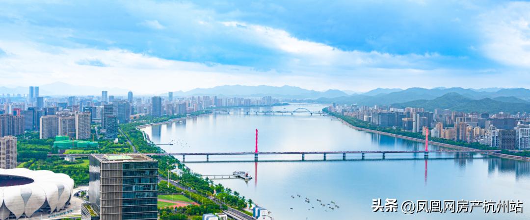 奥体沿江一线，高空“王炸”藏品现世