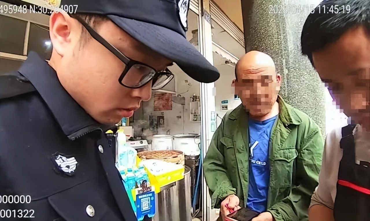 大爷买三个包子发19万,大爷买3个包子付19万老板报警