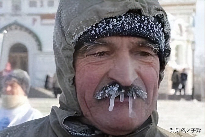 老年人要如何防寒保暖,冬季老年怎样保暖六大事项要做好