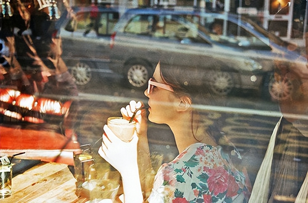 一个女人的无奈和委屈朋友圈句子,女人心凉了委屈心酸的句子朋友圈