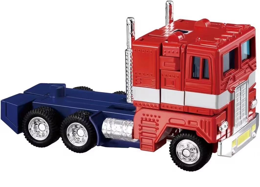 takaratomy变形金刚在日本哪里,1886年的变形金刚老玩具擎天柱