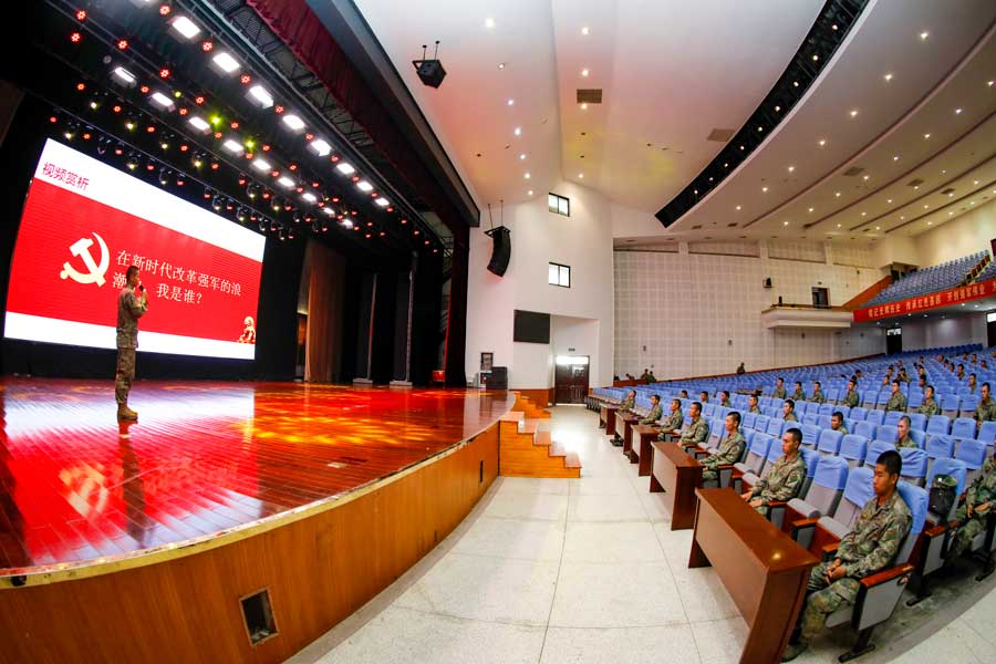 第71集团军：欢声笑语庆国庆，群众性文化活动暖兵心！