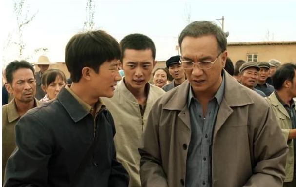 黄觉周迅,黄觉扮演者周迅