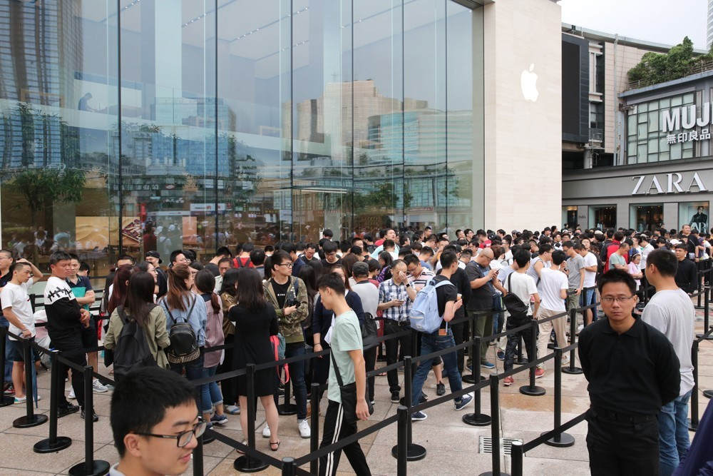 长脸了!只在国内发布的国产机,外国人顶着2000元溢价也要买?