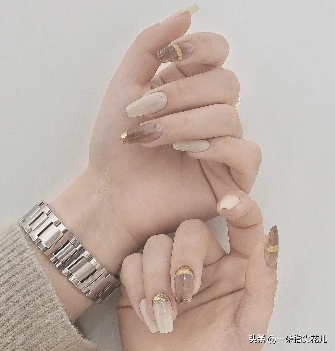裸色美甲ins风高级感法式,美甲2022新款显白夏季ins短款裸色