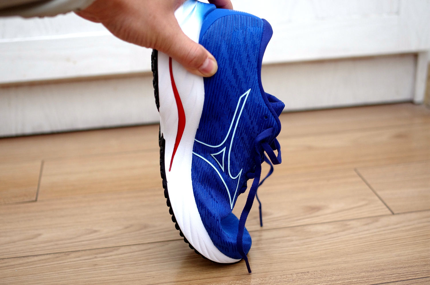 美津浓支撑跑鞋wavehorizon6,美津浓跑鞋waveridergtx怎么样