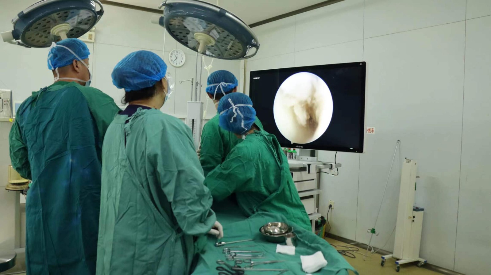 关节镜微创小手术,医疗领域小切口解决大问题