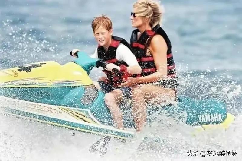 戴安娜与多迪拥抱照片,戴安娜王妃多迪现状