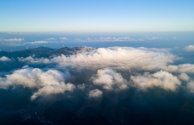 男人想女人不会直接表达吗,男人疯狂想见一个女人