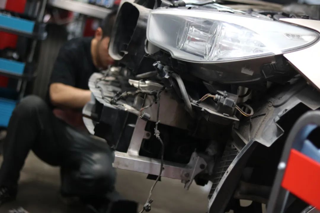 翻新一台12年的宝马,翻新一辆宝马五系