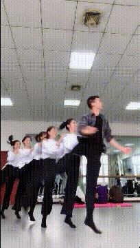 女朋友是不是平胸怎么验,被说平胸怎么安慰自己