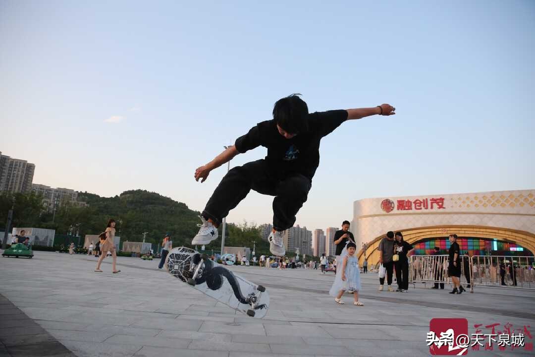 “年轻潮流时尚魅力”这样的济南，年轻人怎能不爱！