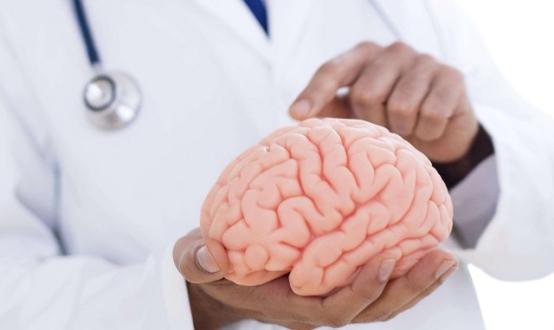 脑溢血发作前有哪些征兆,脑溢血前有十大信号记住了能救命