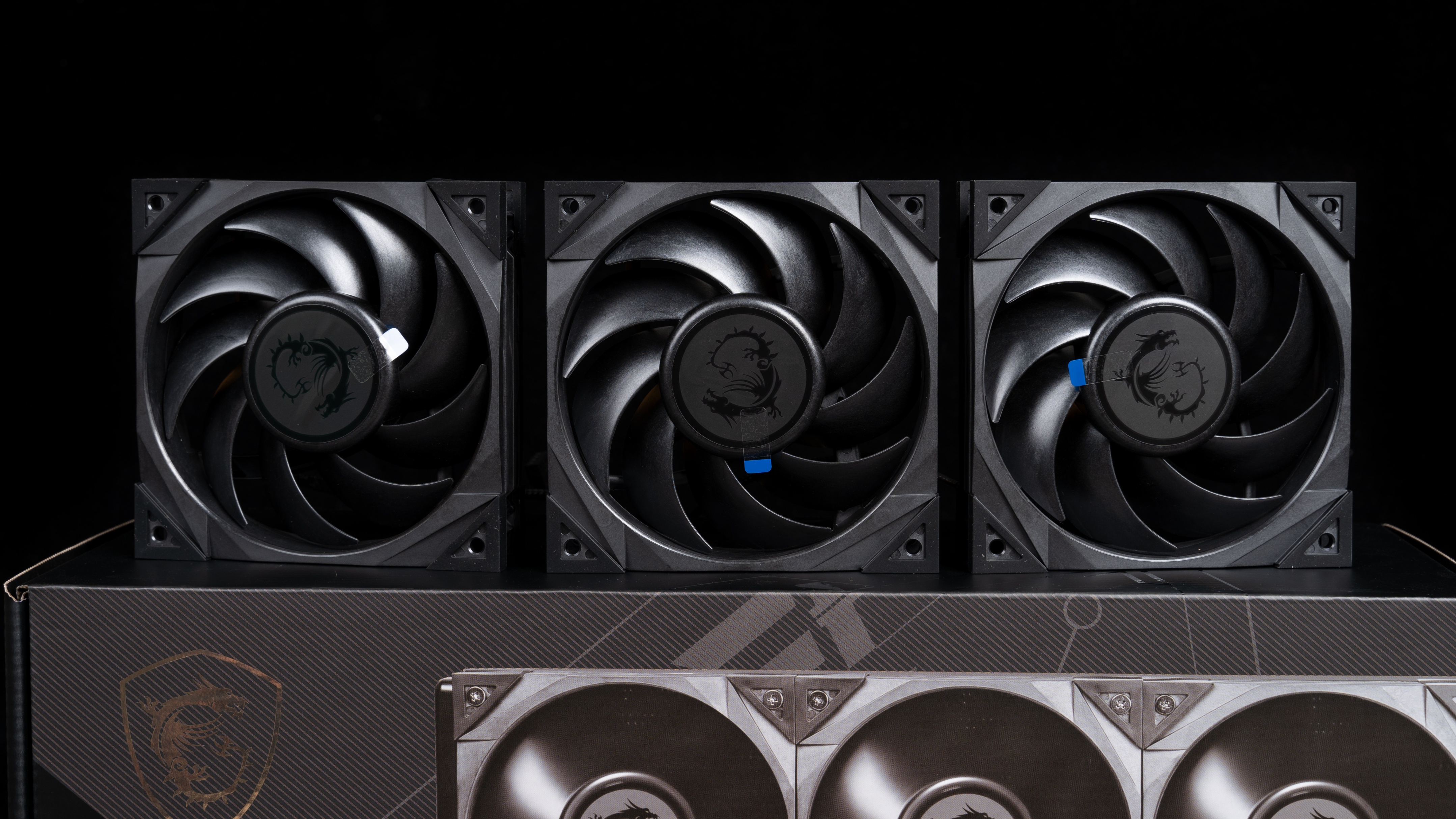 微星s360水冷压得住i9149吗,微星megs360