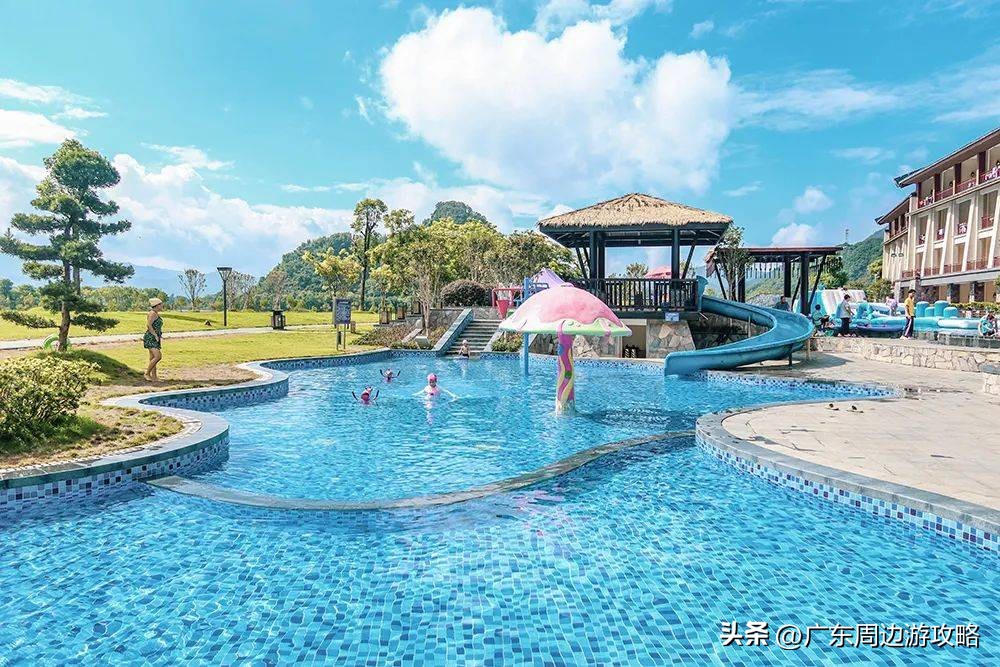 宝晶宫天鹅湖温泉酒店玩水,宝晶宫天鹅湖温泉酒店泳池恒温吗