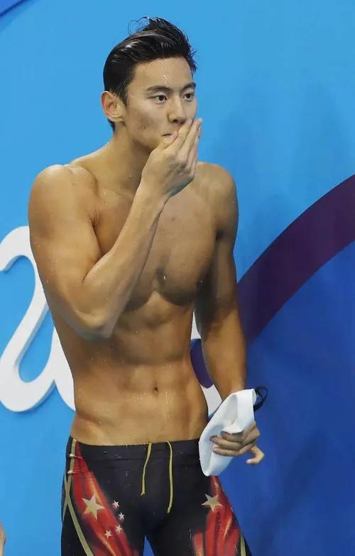 被自己毁掉的八位明星,被毁掉的运动员