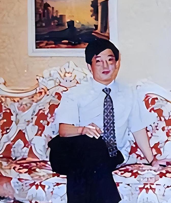 河北“土皇帝”李真：强迫4个空姐轮流伺候，仅7年敛财超2000万